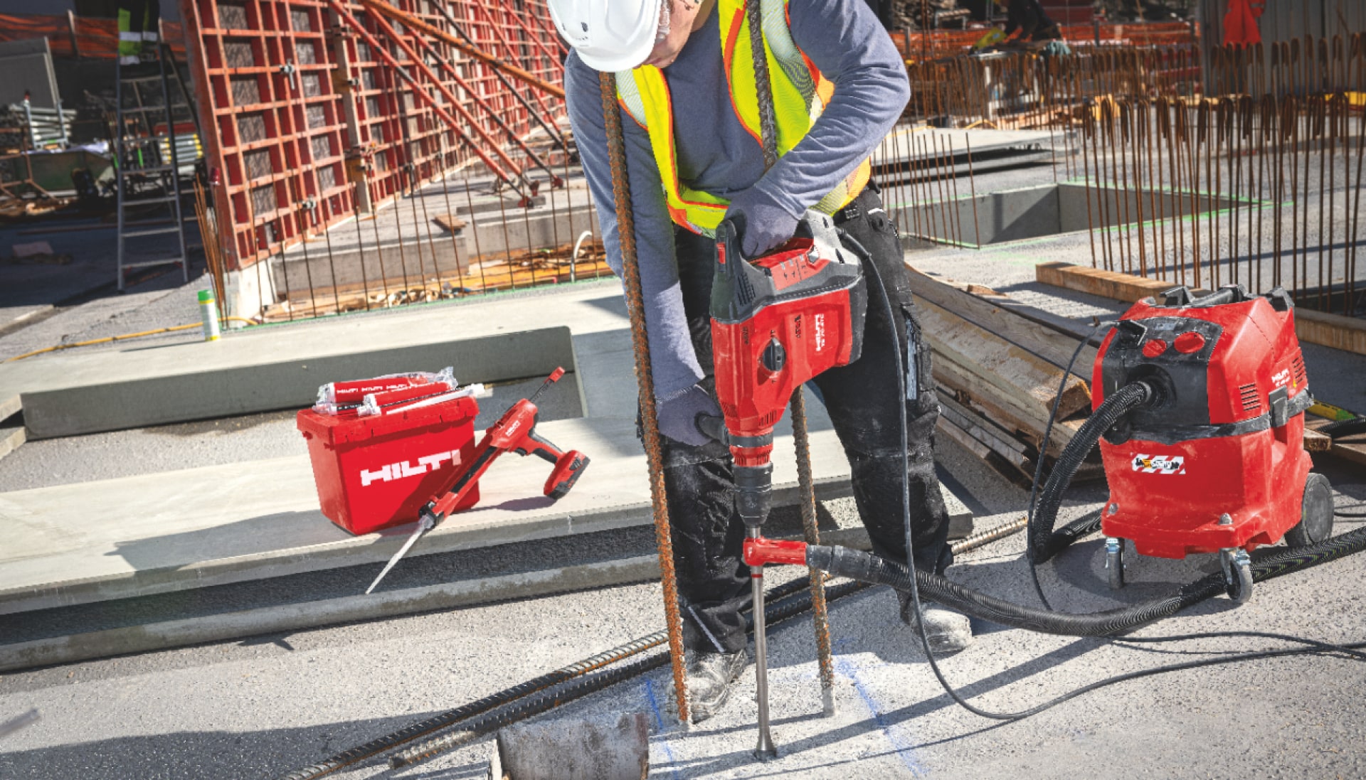 SafeSet installation of post-installed rebar using the TE 70-ATC/AVR SDS Max (TE-Y) rotary hammer, a hollow drill bit and HIT-HY 200-R V3 mortar