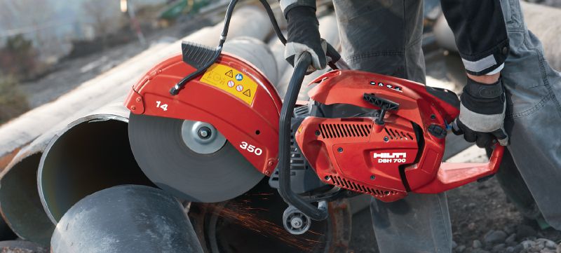 DSH 700-X Gas cut-off saw Versatile rear-handle hand-held 70 cc petrol saw with auto-choke – cutting depth up to 125 mm Applications 1
