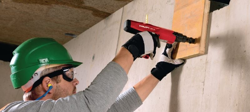 X-C P8 Masonry nails Single nail for fastening to concrete using powder-actuated tools Applications 1